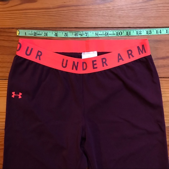 Under Armour Maroon Orange Capris Leggings, EUC, M - Picture 5 of 10